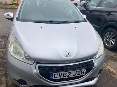 Used Peugeot 208 Access 82 HP (60 kW) 2012 Silver Hatchback