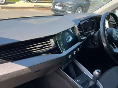 Usado Audi A1 Sport 116 HP (85 kW) 2019 Preto SUV