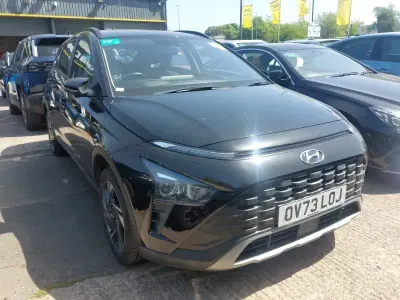 Begagnad Hyundai Bayon SE 100 HK (73 kW) 2023 Svart SUV