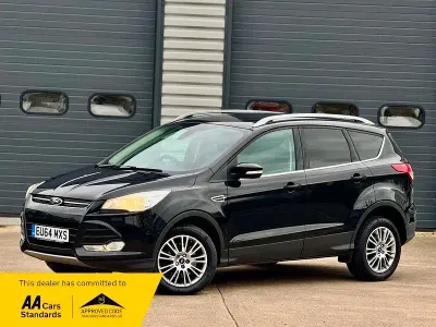 Second-hand Ford Kuga Titanium 140 CP (102 kW) 2014 Negru SUV