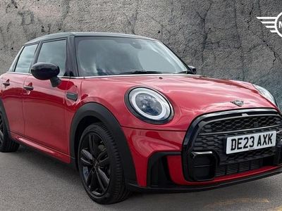 Begagnad Mini Cooper Hatch 134 HK (98 kW) 2023 Röd Halvkombi