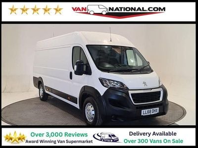 Begagnad Peugeot Boxer 130 HK (95 kW) 2018 Vit Van