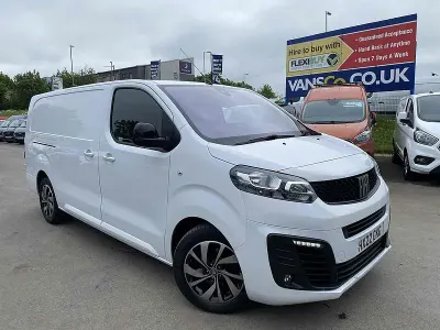 Usado Fiat Scudo Business 145 HP (106 kW) 2022 Branco Van