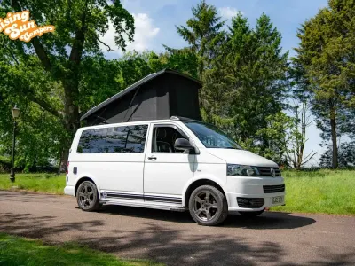 Used VW T5 Startline 102 HP (75 kW) 2015 White Van