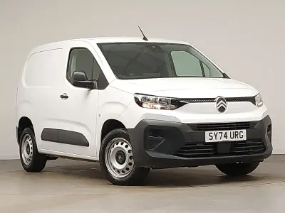 Used Citroën Berlingo 100 HP (73 kW) 2024 White MPV