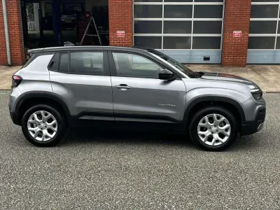 Used Jeep Avenger Altitude 100 HP (73 kW) 2025 Grey SUV