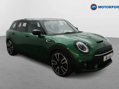 Begagnad Mini Cooper Clubman Sport 2022 Grön Kombi