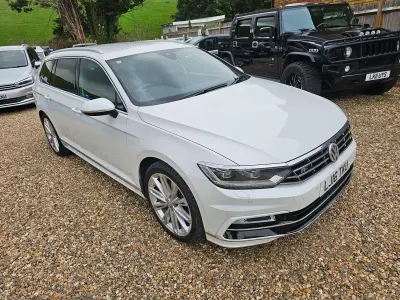 Used VW Passat R-line 220 HP (161 kW) 2016 White Estate