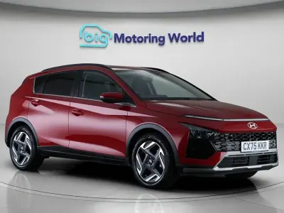 Begagnad Hyundai Bayon Ultimate 100 HK (73 kW) 2025 Röd SUV