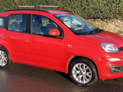 Used Fiat Panda Lounge 69 HP (50 kW) 2016 Red Hatchback
