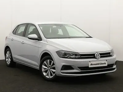 Used VW Polo SE 95 HP (69 kW) 2018 Silver Hatchback