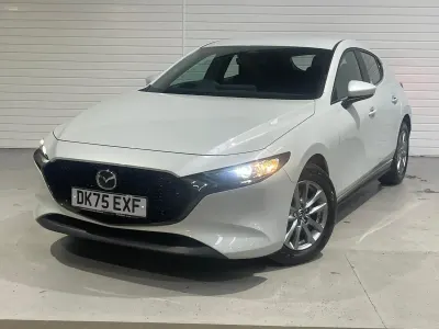 Begagnad Mazda 3 Prime-Line 2026 Vit Halvkombi