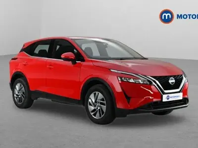 Used Nissan Qashqai Acenta Premium 158 HP (116 kW) 2023 Red SUV