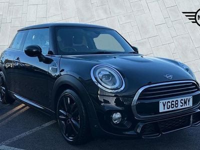 Used Mini Cooper Hatch 134 HP (98 kW) 2019 Black Hatchback