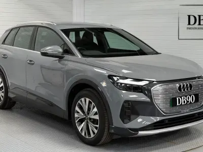 Second-hand Audi Q4 e-tron Sport 150 kW (204 CP) 2023 Gri SUV