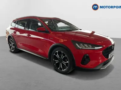 Used Ford Focus Active X 155 HP (114 kW) 2023 Red Estate