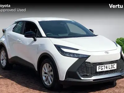 Used Toyota C-HR 140 HP (102 kW) 2026 SUV