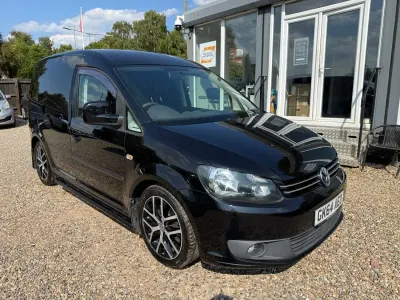 Used VW Caddy Highline 140 HP (102 kW) 2014 Black MPV