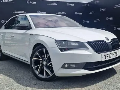 Used Skoda Superb SportLine 150 HP (110 kW) 2017 White Hatchback