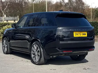 Used Land Rover Range Rover HSE 453 HP (333 kW) 2025 Black SUV