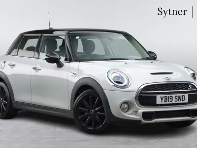 Used Mini Cooper S Classic 189 HP (139 kW) 2019 Silver Hatchback