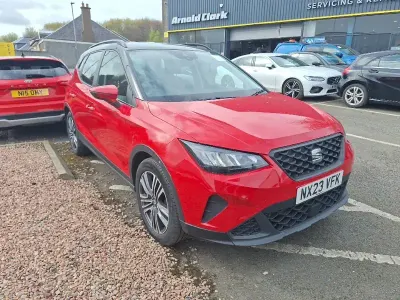 Używany Seat Arona SE Technology 110 KM (80 kW) 2023 Czerwony SUV