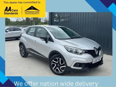 Used Renault Captur Dynamique 90 HP (66 kW) 2018 Silver SUV