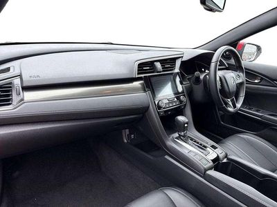 Used Honda Civic EX 125 HP (91 kW) 2019 Red Hatchback