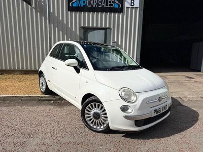 Used Fiat 500 Lounge 69 HP (50 kW) 2011 White Hatchback