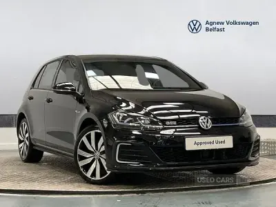 Begagnad VW Golf VII Advance 204 HK (150 kW) 2018 Svart Halvkombi
