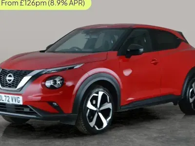 Używany Nissan Juke Tekna 114 KM (83 kW) 2023 Czerwony SUV