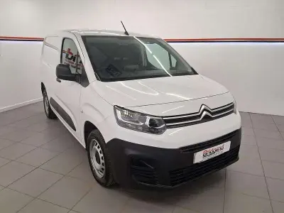 Used Citroën Berlingo 100 HP (73 kW) 2023 White MPV