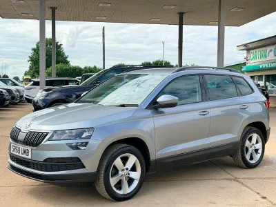 Used Skoda Karoq SE 115 HP (84 kW) 2019 Grey SUV