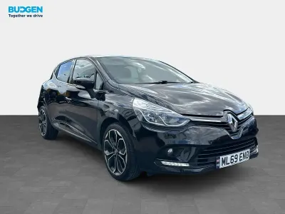 Used Renault Clio Iconic 90 HP (66 kW) 2019 Black Hatchback