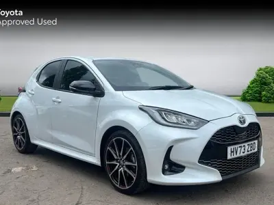 Used Toyota Yaris Hybrid Sport 116 HP (85 kW) 2023 White Hatchback
