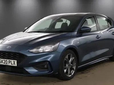 Używany Ford Focus ST-Line 125 KM (91 kW) 2020 Niebieski Hatchback