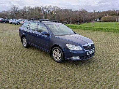 Blue Used 2012 Skoda Octavia Elegance Estate | £1,595 (Good price)