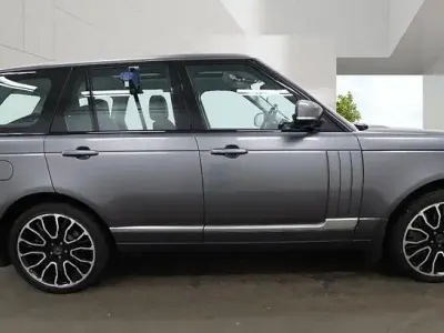 Usado Land Rover Range Rover Vogue 339 CV (249 kW) 2015 Gris SUV