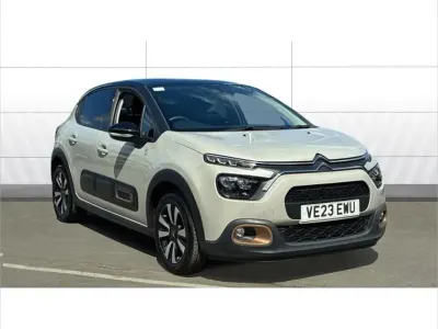 Used Citroën C3 PureTech 81 HP (59 kW) 2023 Beige Hatchback
