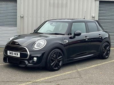 Black Used 2018 Mini Cooper Hatch Hatchback | £11,700 (Fair price)