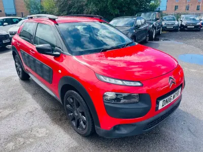 Used Citroën C4 Cactus Feel 108 HP (79 kW) 2016 Red Hatchback