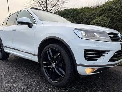 White Used 2015 VW Touareg R-line SUV | £14,995 (A bit pricey)
