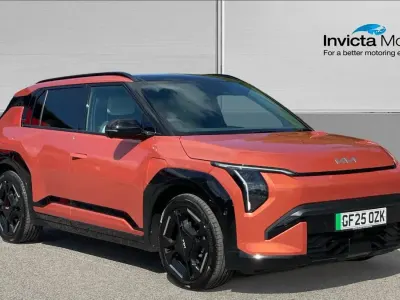 Used Kia EV3 GT-Line S 147 kW (201 HP) 2025 Orange SUV