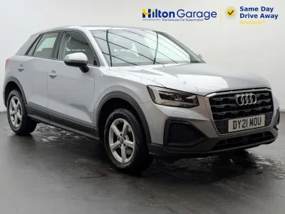 Begagnad Audi Q2 Advanced 2021 Silver SUV