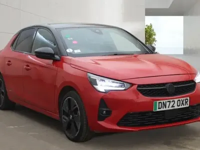 Second-hand Vauxhall Corsa-e Edition 100 kW (136 CP) 2022 Roșu Hatchback