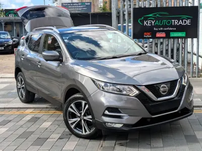 Used Nissan Qashqai N-Connecta 115 HP (84 kW) 2018 Grey SUV