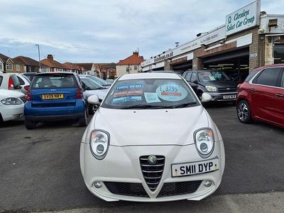 Used Alfa Romeo MiTo Sprint 95 HP (69 kW) 2011 White Hatchback