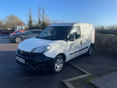 Used Fiat Doblò 95 HP (69 kW) 2017 White MPV