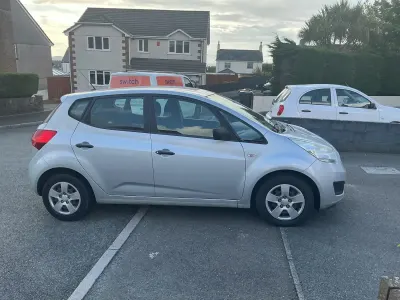 Used Kia Venga 2011 Silver Hatchback