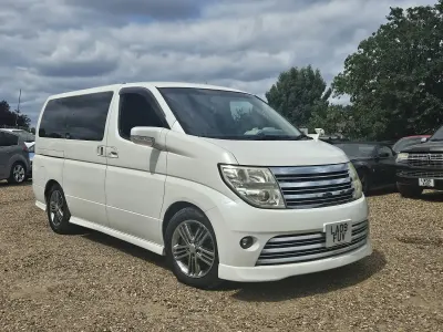 Used Nissan Elgrand 2020 White MPV